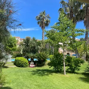 Les Deux Mas Bormes-les-Mimosas