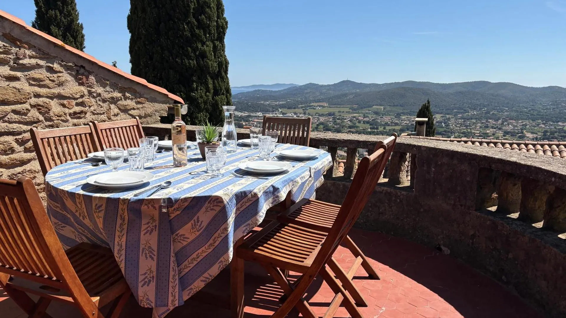 Holiday home Magnifique Maison De Village Clim Vue Mer 6 Pers Bormes-les-Mimosas